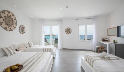 Deluxe Quadruple Room with Sea View