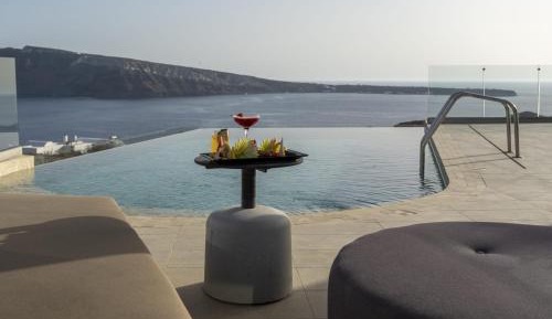 Lush Pool Villa with Sunset & Sea View