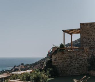 Junior Suite with Terrace and Garden View