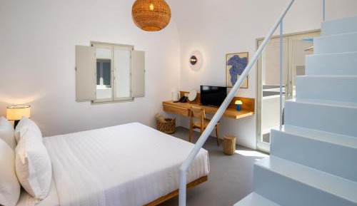 Maisonette Suite with Outdoor Heated Tub