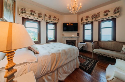 Mouresi Villa | Elysian Luxury Villa Pelion