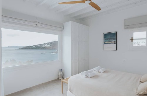 Platis Gialos Villa | MyMykonos Villa II Beach Front