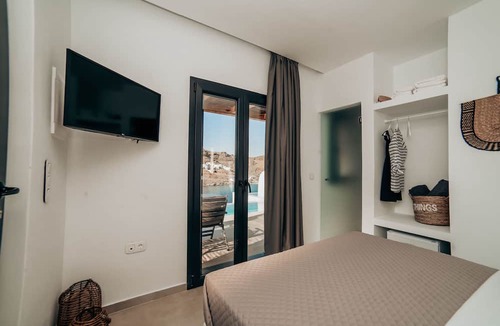 Kithnos Apartment | Ble Kythnos Suites
