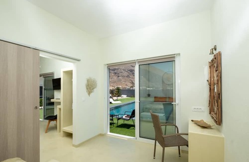 Perissa Villa | Sagma Villas