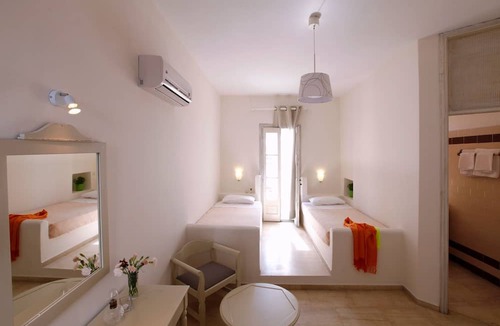 Tourlos Hotel | Olia Hotel