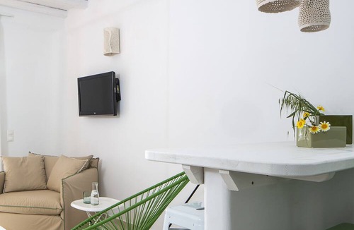 Ornos House | Villa Del Sol