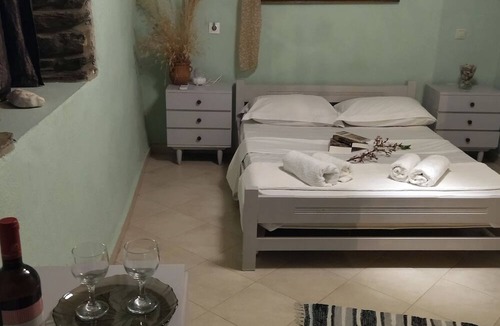 Andros Town Apartment | Summer Sunrice Andros