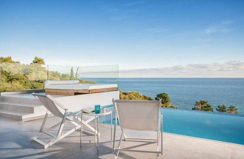 Xirokastello Villa | Fiore Suites