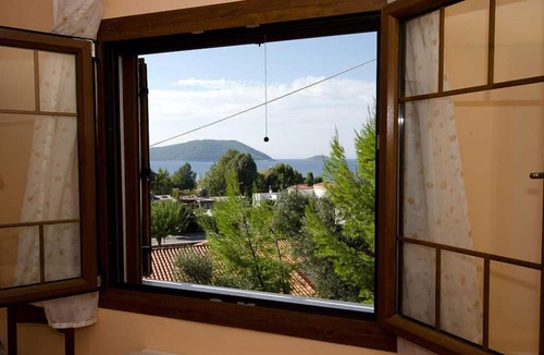 Neo Klima House | Delphi Hotel