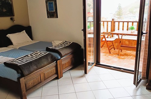 Panormos House | Pension Lucy