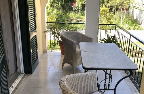 Melikia House | La Casa De Dalia