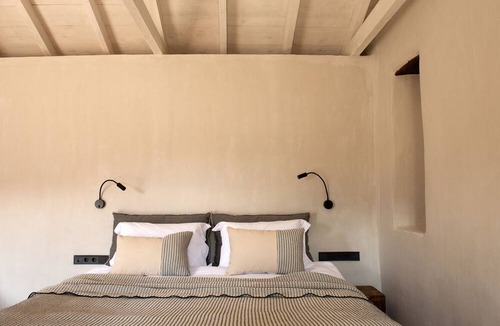 Vamvakou Hotel | Ruga of Vamvakou Homes
