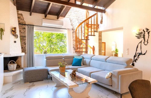 Achilleio Villa | Villa Claire Corfu