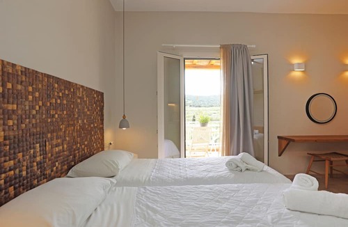 Galissas House | Ventoura Studios & Apartments