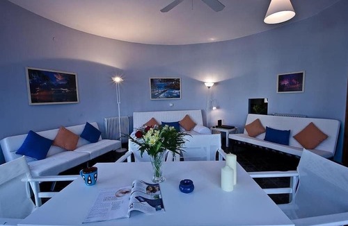 Skopelos Town House | Karavos Sea View Apartments