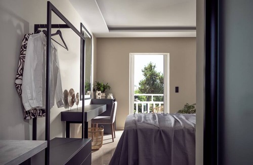 Laganas Hotel | Nastazia Studios