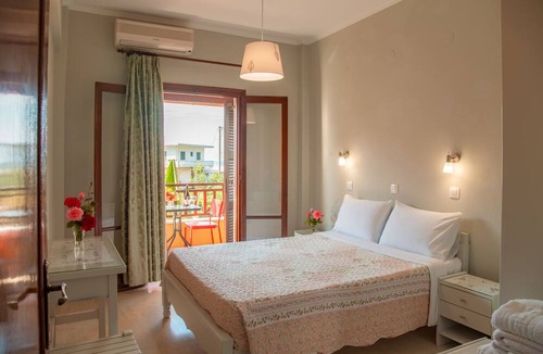Roda House | Villa Eleni Apartments