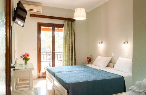 Roda House | Villa Eleni Apartments