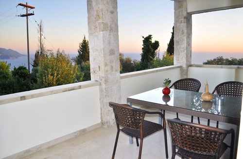Pelekas House | Lemoni Apartments
