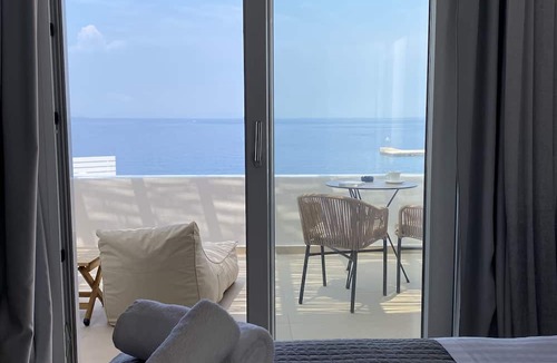 Tourlos Hotel | Avra Mykonos