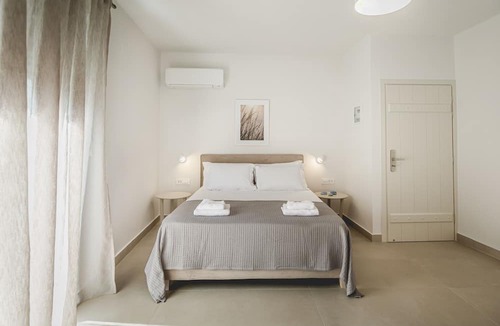 Tolo Hotel | Votsalo Tolo