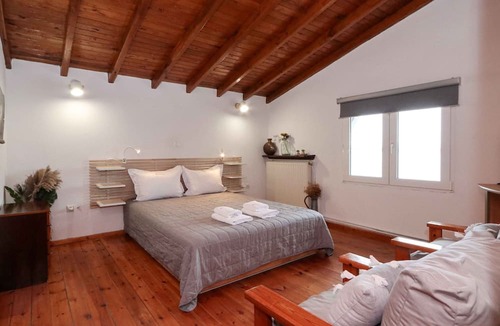 Vourvourou Villa | Docker BeachFront House by Halkidiki Villas