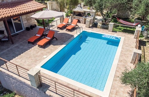 Kato Stalos Villa | Villa Chara Chania | Private Villa with Pool and Sea Views