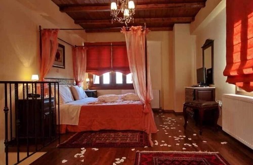 Levidi House | Menalia Villas & Suites
