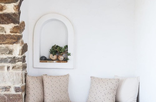 Moutsouna Hotel | Ostria Inn