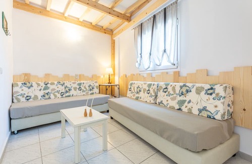 Hersonissos Centre House | Happiness Apartments