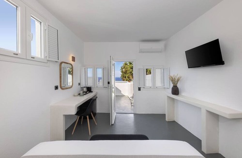 Finikia Hotel | Elios Cave Suites