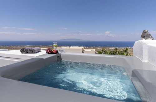 Finikia Hotel | Elios Cave Suites