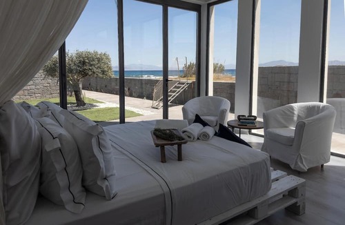 Vagia Villa | Horizon Luxury Seafront Villa
