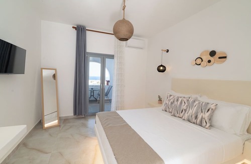 Messaria Hotel | Dauti Gold Suites