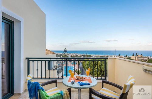 Koutouloufari House | Pilot's Villas Luxury Suites