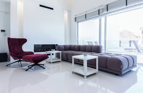 Amarousion Apartment | Marousi 2 Bd Luxury Living w Shared Pool