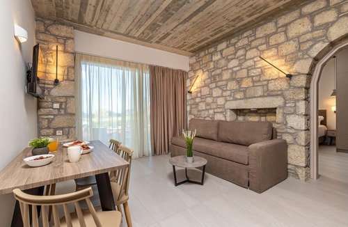 Kolymvari House | Achatis Apartments with sea view