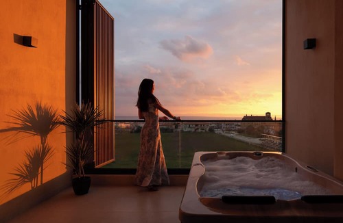 Nikita House | Anore Luxury Suites