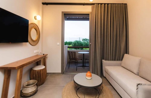 Polichrono House | Amoessa