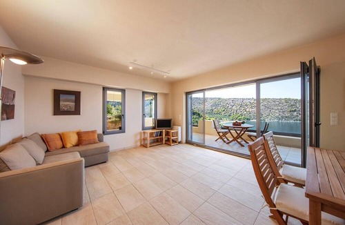 Katakali Apartment | 1st Floor at Crystal View Villa