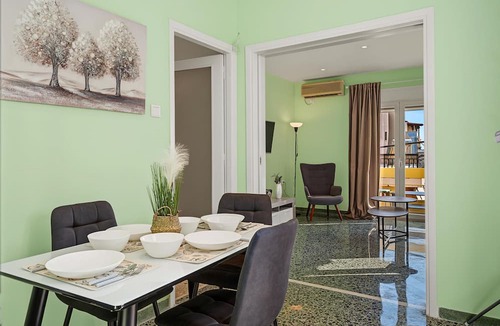 Kolokinthou Apartment | Zeta s House 550m From Agios Antonios Metro