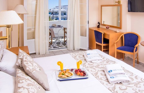 Vari Hotel | Syros Atlantis Hotel