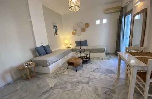 Logaras Hotel | CAELI PAROS by Kostas and Ioanna Studios