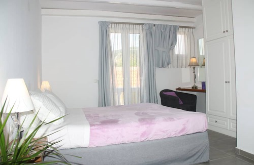 Frourion Hotel | Kanakis Apartments