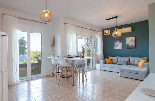 Filaki Apartment | Pietra Di Mare
