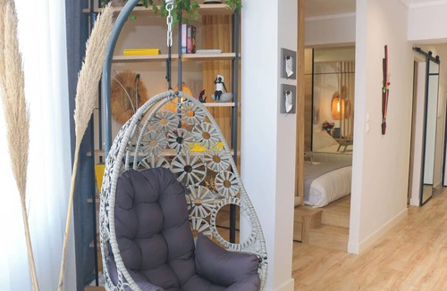 Ladadika Apartment | Luxury 80m2 apartment with balcony downtown Thessaloniki