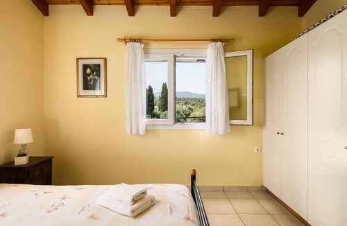 Dassia Apartment | Aloe Apartments with private Spa Tub by Konnect