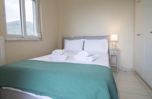 Nea Makri Condo | Charming beach home next to crystal waters