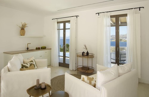 Mykonos Town Villa | Bonzoe Suites & Villas