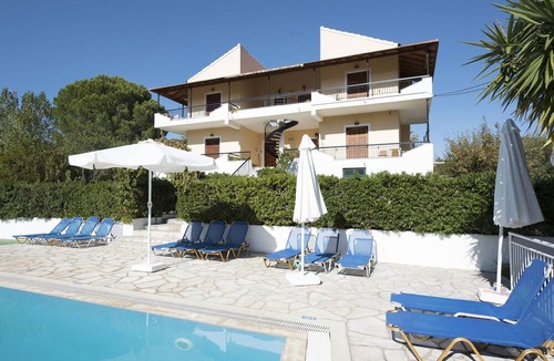 Petaleia Apartment | Cochelli Apartments
